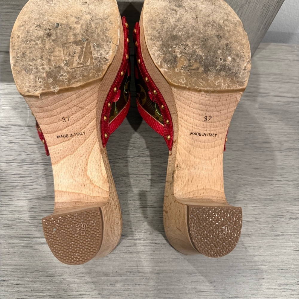 Louis Vuitton X Murakami Vintage Cherry Sandal - Picture 3 of 9